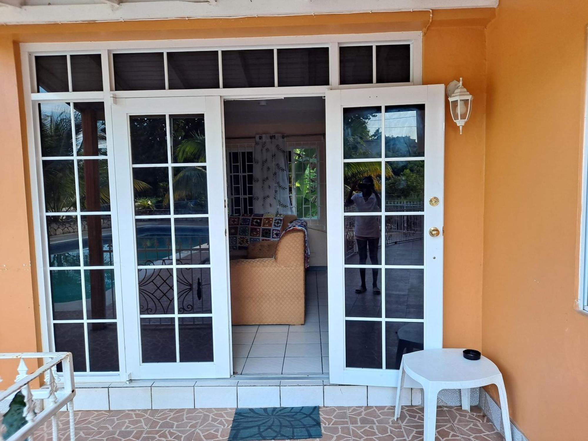 Chaudhry Holiday House Montego Bay Esterno foto